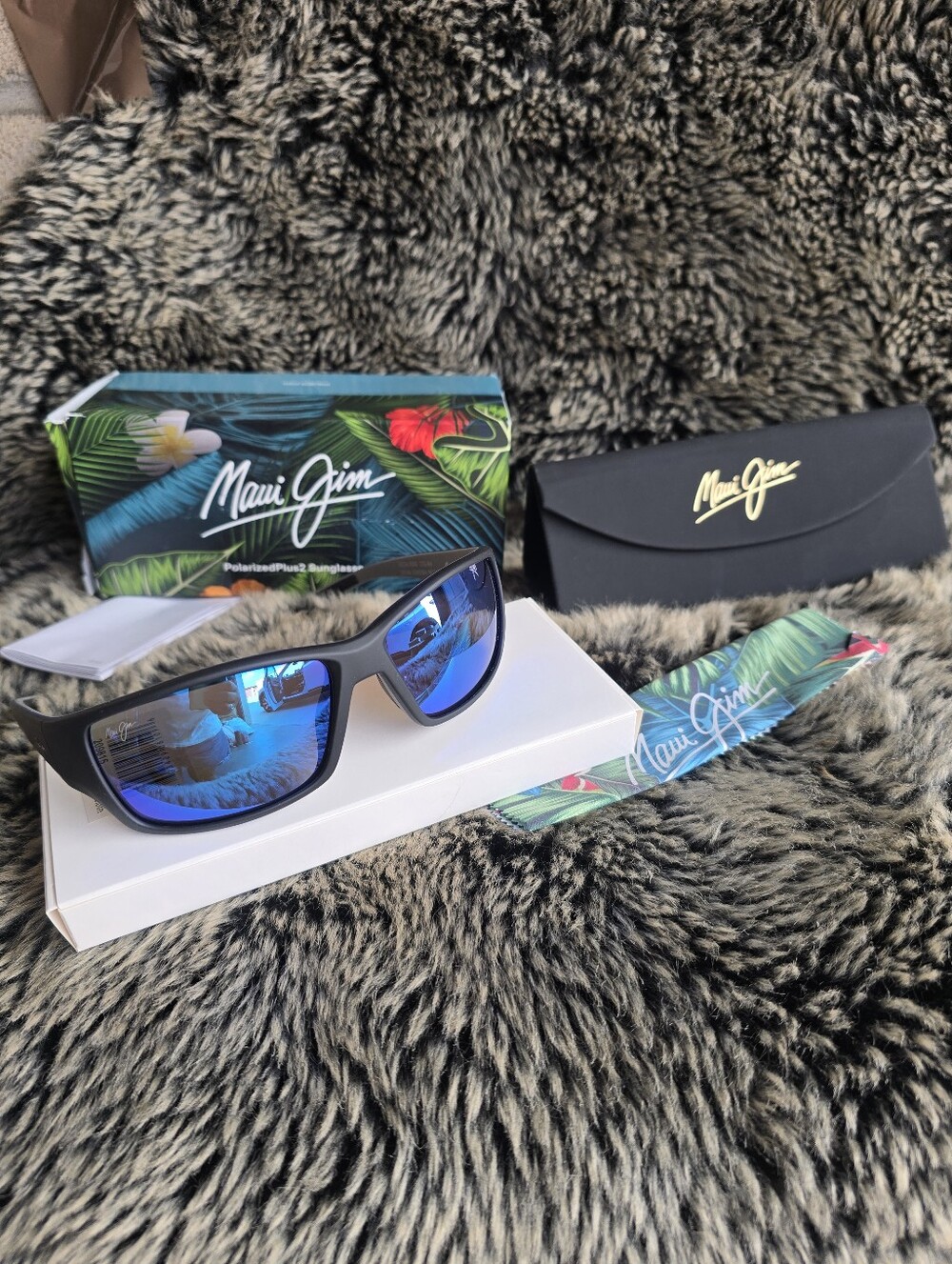Maui Jim Men’s Polarized Sunglasses - Black Frame with Blue Lenses